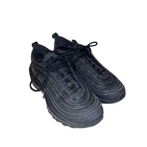 Nike Women's Black Athletic Shoes